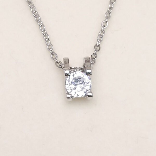 Simple Zircon Inlaid Plated Unisex Necklace