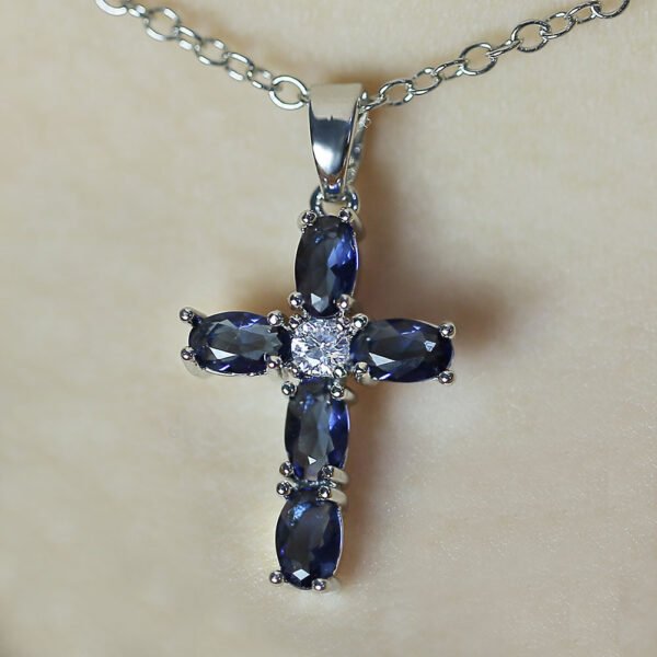 New Hot-Selling Fashionable Minimalist High-End Necklace Inlaid with Blue Oval Zircon_Auragemd