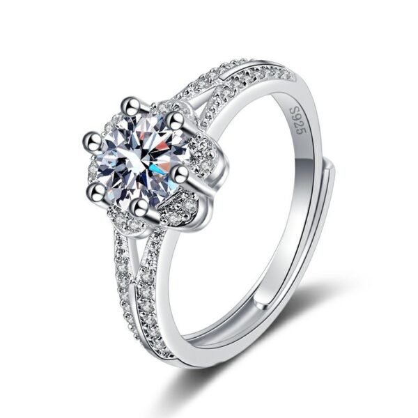Temperature Simulation Moissanite Ring Female