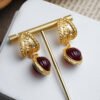 Retro Earrings Are Feminine, Lightweight, Luxurious And Exaggerated In Personality