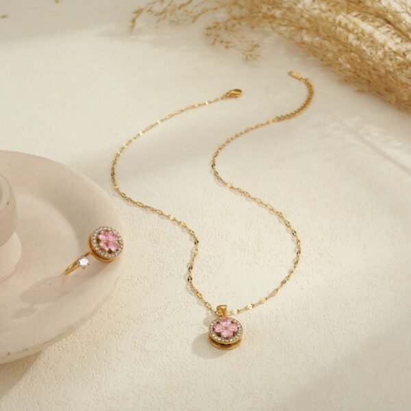 Inlaid Zircon Rotatable Clover Stainless Steel Necklace Light Luxury Titanium Steel Ring