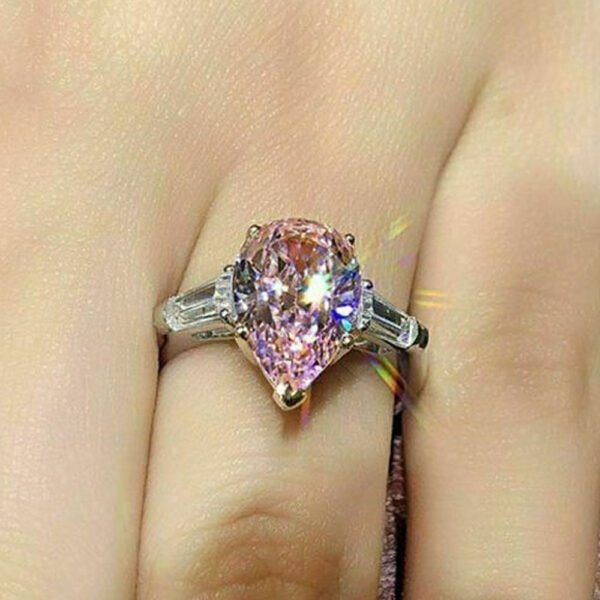 Women's Minimalist Pink Teardrop Pear-Shaped Zircon Ring - High-End Banquet Wedding Ring_Auragemd