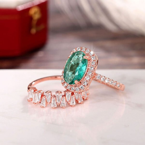 European & American Luxury Trapezoidal Geometric Statement Couples Rings for Women - Retro Luxurious Bold Index Finger Rings_Auragemd