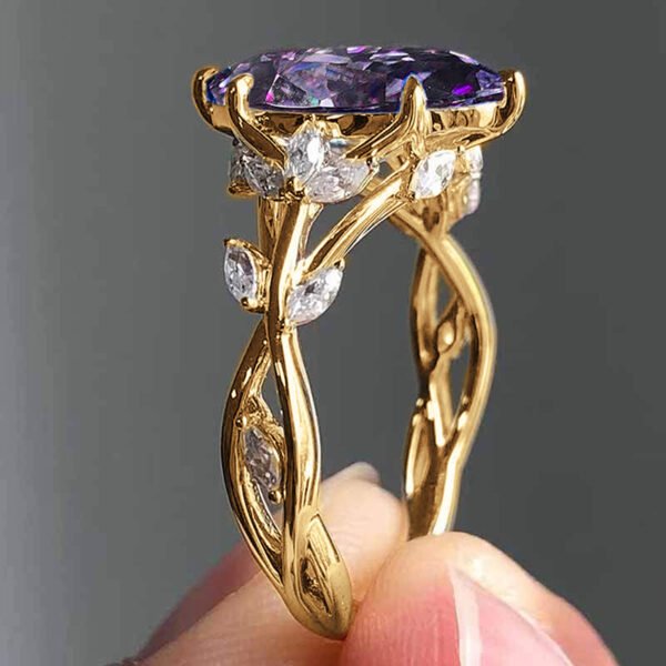 Exquisite Luxury Zircon-Inlaid Ring for Women - Palace-Style Leaf Vine Design Ring, Fashionable Light Luxury Style_Auragemd