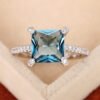 Light Luxury Design Niche High-End Ring - Fashionable Luxury Four-Prong Square Zircon Women's Ring_Auragemd