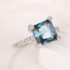 Light Luxury Design Niche High-End Ring - Fashionable Luxury Four-Prong Square Zircon Women's Ring_Auragemd