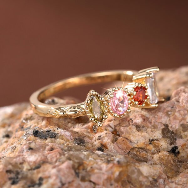 Geometric Ring - Light Luxury Style Minimalist Colorful Zircon Ring, Fashionable and Elegant Jewelry_Auragemd