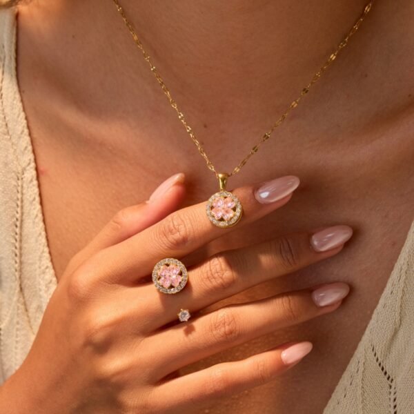 Inlaid Zircon Rotatable Clover Stainless Steel Necklace Light Luxury Titanium Steel Ring