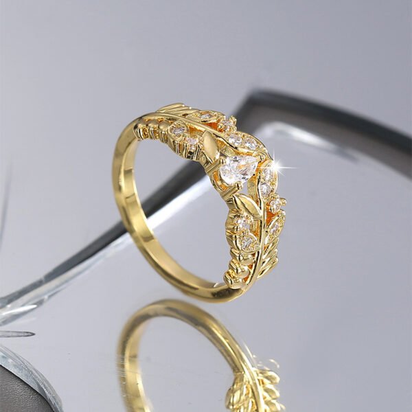 Xiaoxiangfeng Exquisite Niche Design Ring Women