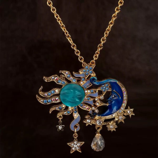 f899d81c-b78c-4074-80a5-43e4ec41d64c.jpg European Antique Moen Face Sun Moon Sun Moon Necklace