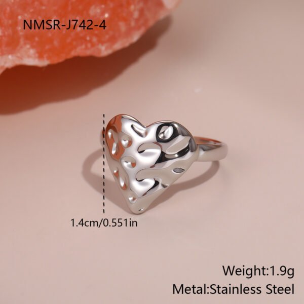 European And American Fashion Design Love Heart-shaped Titanium Steel Ring